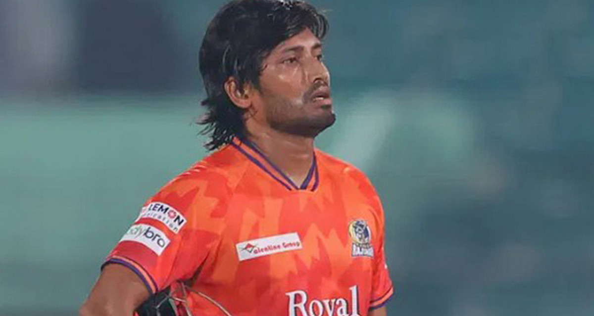 বিজয়ের ওপর কোন নিষেধাজ্ঞা নেই