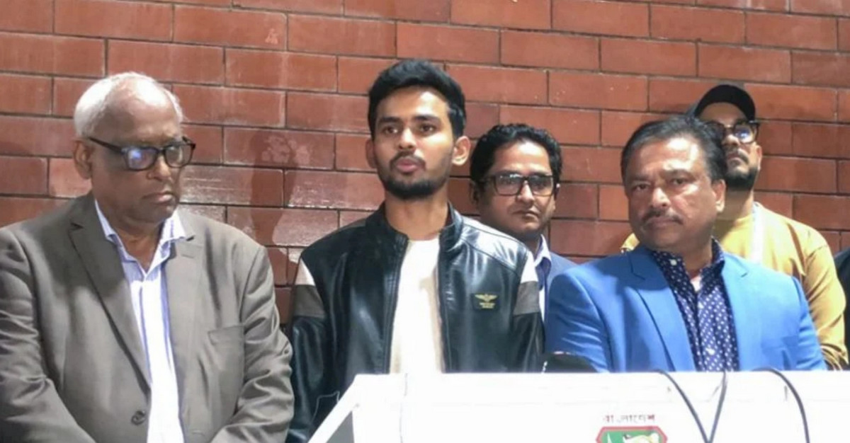 বিপিএলে ফিক্সিংয়ের গুঞ্জন ও বকেয়া বেতন নিয়ে কড়া বার্তা দিলেন ক্রীড়া উপদেষ্টা