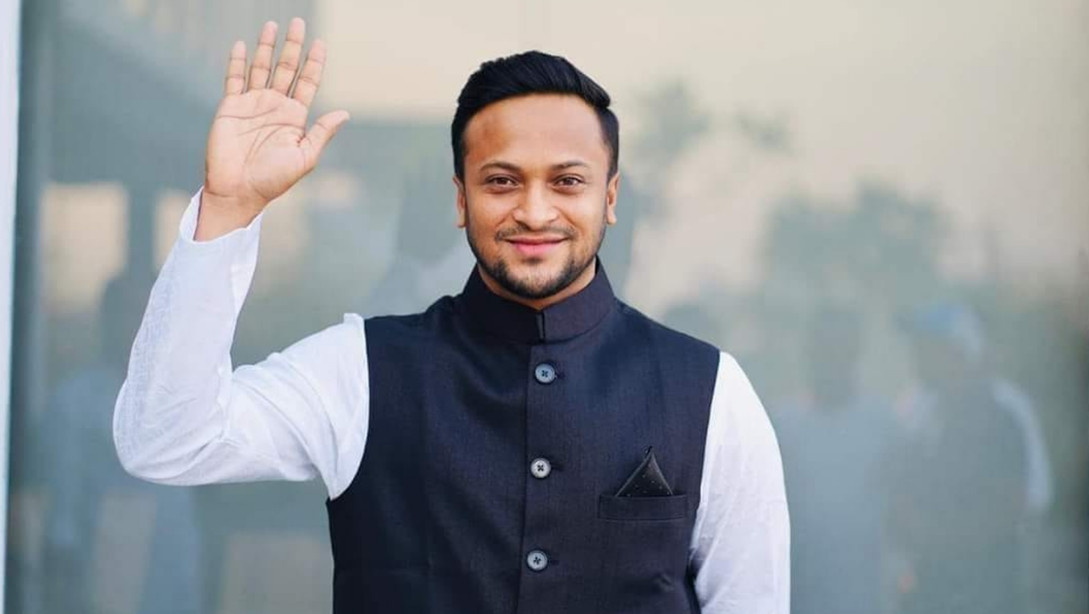 সাকিবের নতুন ফেসবুক পোস্ট ব্যাপক সমালোচনার ঝড়