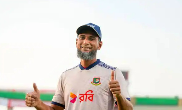 শাহবাগে জমায়েতের ডাক দিলেন মাহমুদউল্লাহ রিয়াদ
