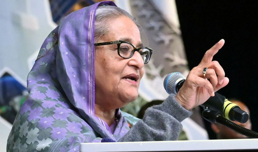 আওয়ামী লীগ নিষিদ্ধ করার প্রসঙ্গে শেখ হাসিনার কঠোর হুঁশিয়ারি