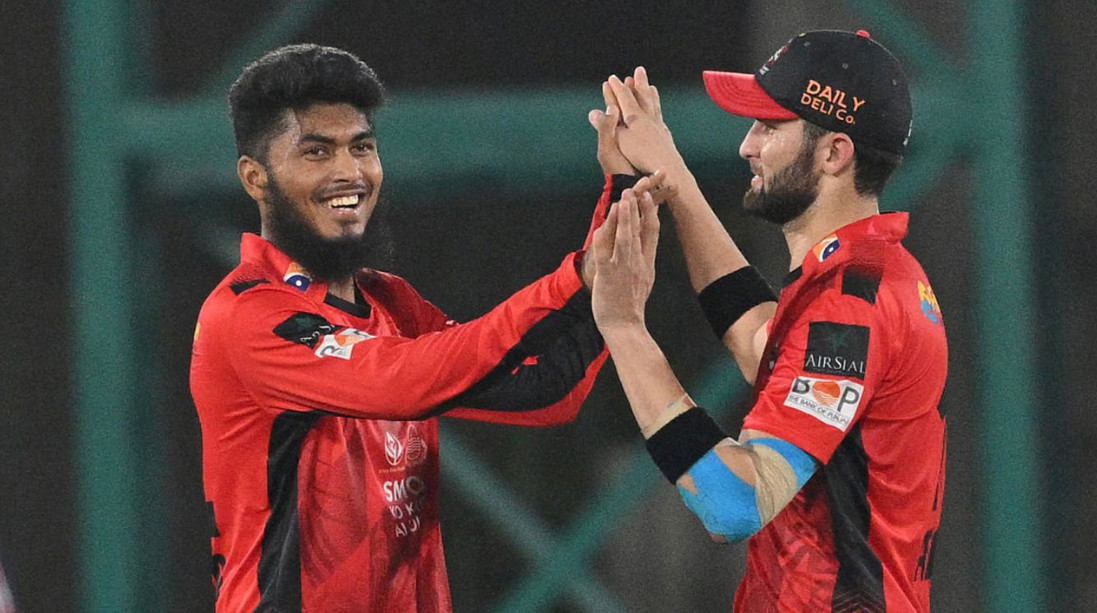 ৩৩৪৯ দিন পর অবিশ্বাস্য কীর্তি গড়লেন রিশাদ