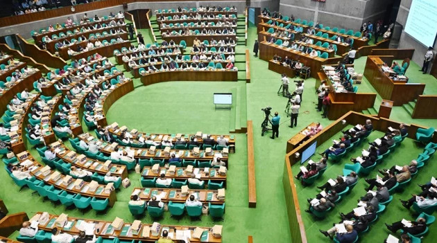 সংসদের আসন ৩০০ থেকে হতে পারে ৬০০