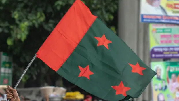 দেশের ভেতরে নতুন নেতৃত্ব যায় আওয়ামী লীগ