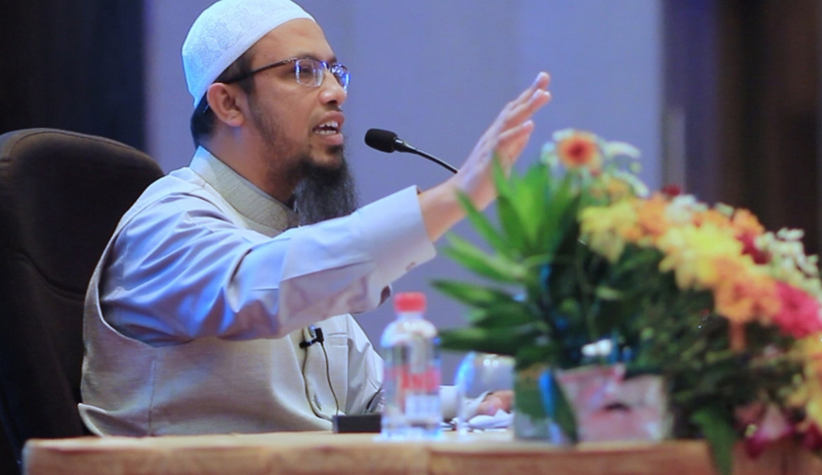 ১৩ শ্রেণীর মানুষ, যাদের নামাজ-রোজা কবুল হয় না! আপনি কি এর মধ্যে একজন