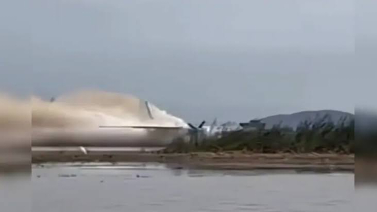 রাশিয়ায় অর্ধশত আরোহী নিয়ে যাত্রীবাহী বিমান বিধ্বস্ত