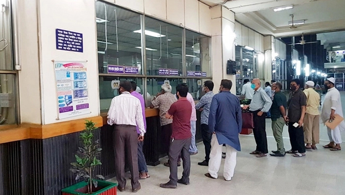 আগামীকাল ৫ আগস্ট সরকারি ছুটি: বন্ধ থাকবে ব্যাংকসহ যেসব প্রতিষ্ঠান