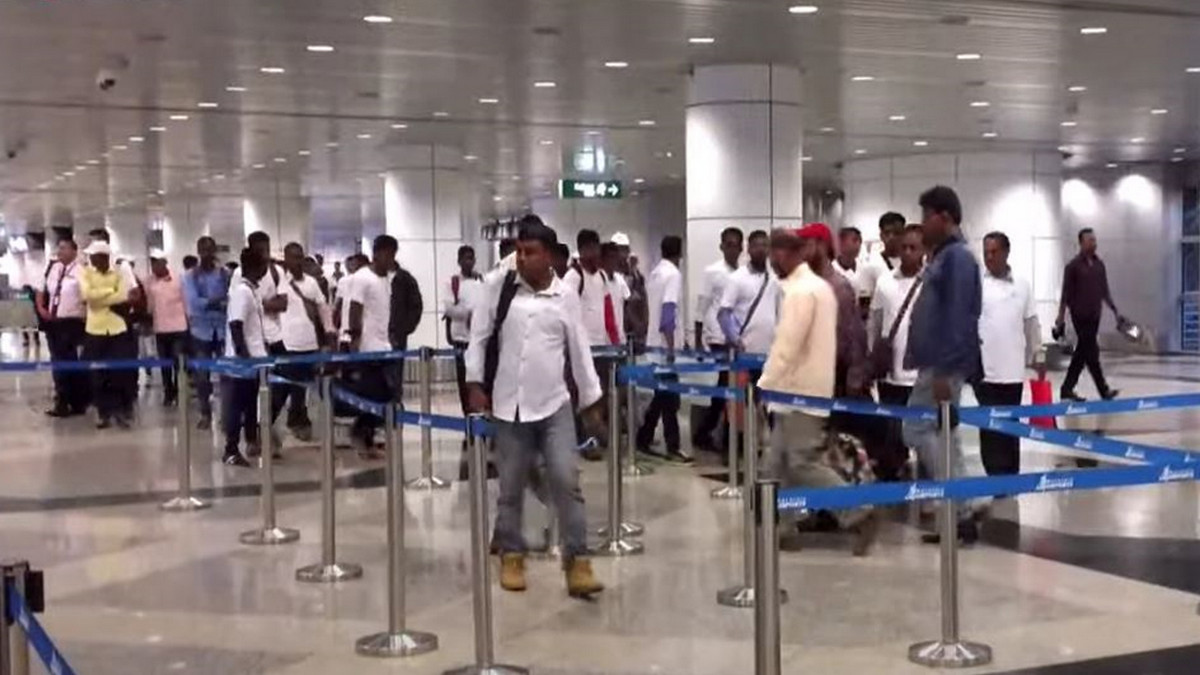 মালয়েশিয়ায় ঢুকতে পারছে না বাংলাদেশি