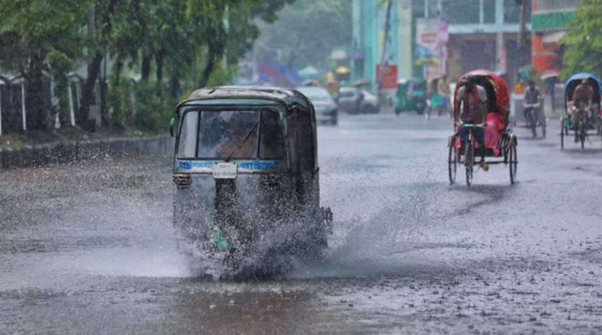 দেশের পাঁচ বিভাগে মাঝারি থেকে ভারী বৃষ্টির সম্ভাবনা