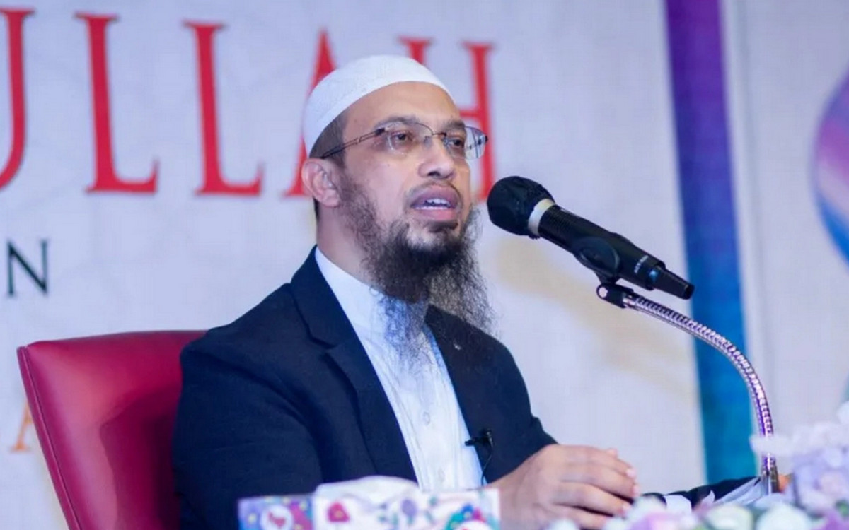 মৃতের জন্য কুরআন খতম; ইসলামে এর বিধান কী