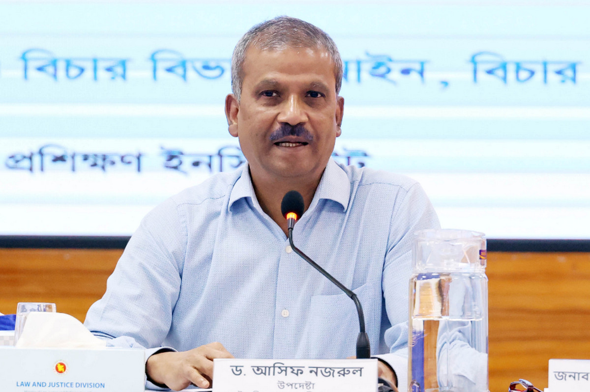 উপদেষ্টা আসিফ নজরুলকে এনসিপি’র কড়া বার্তা