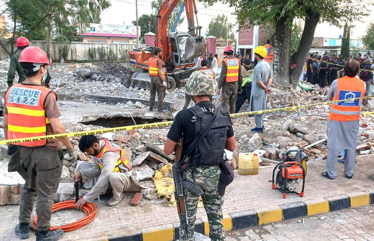 কোয়েটায় বিএনপির সমাবেশে বিস্ফোরণ, ১৪ জন নিহত