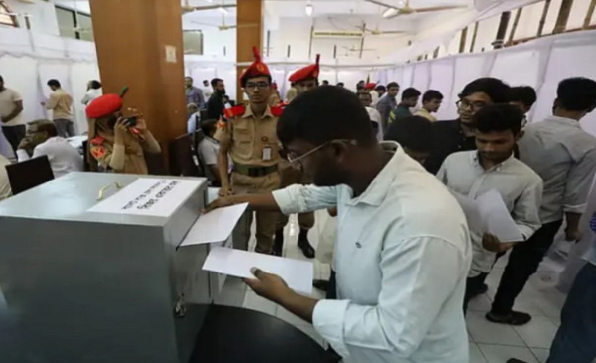 ডাকসুর নির্বাচনের ফলাফল কখন পাওয়া যাবে জানালেন রিটার্নিং অফিসার
