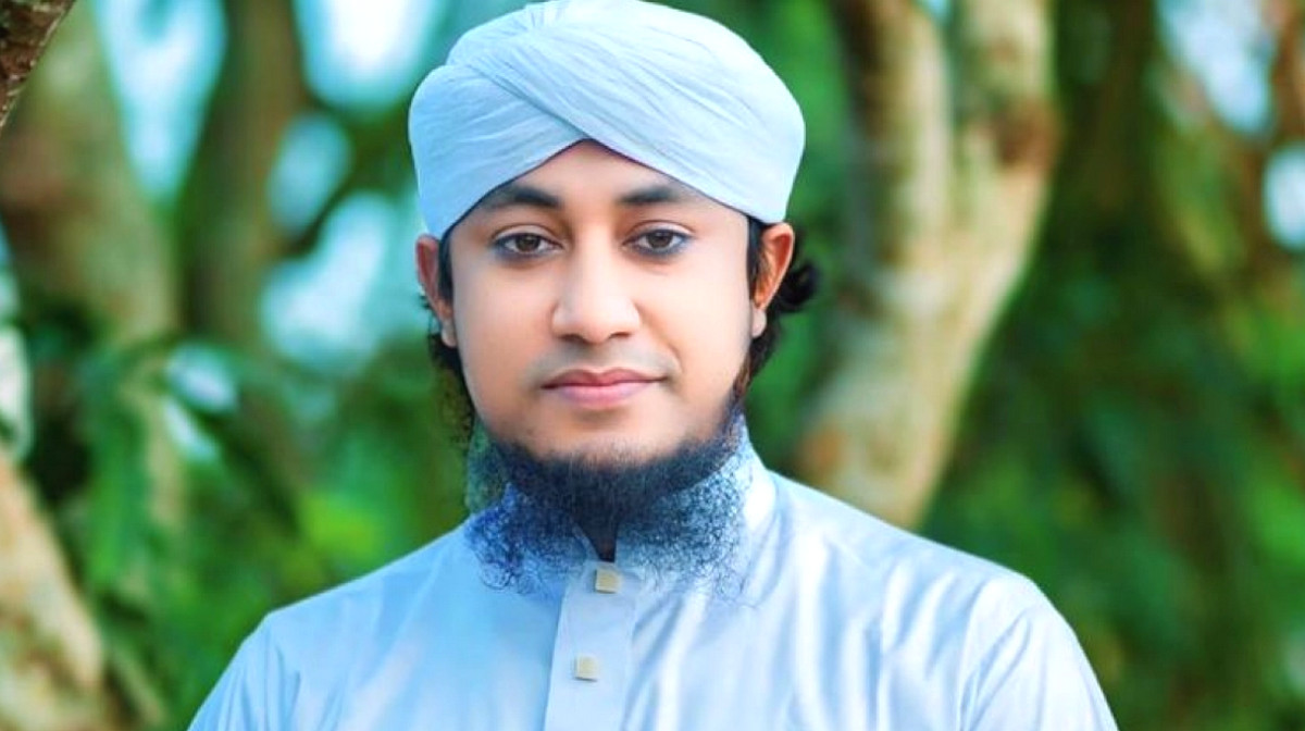 পুলিশ খুঁজছে মুফতি তাহেরিকে: যে অভিযোগে মামলা
