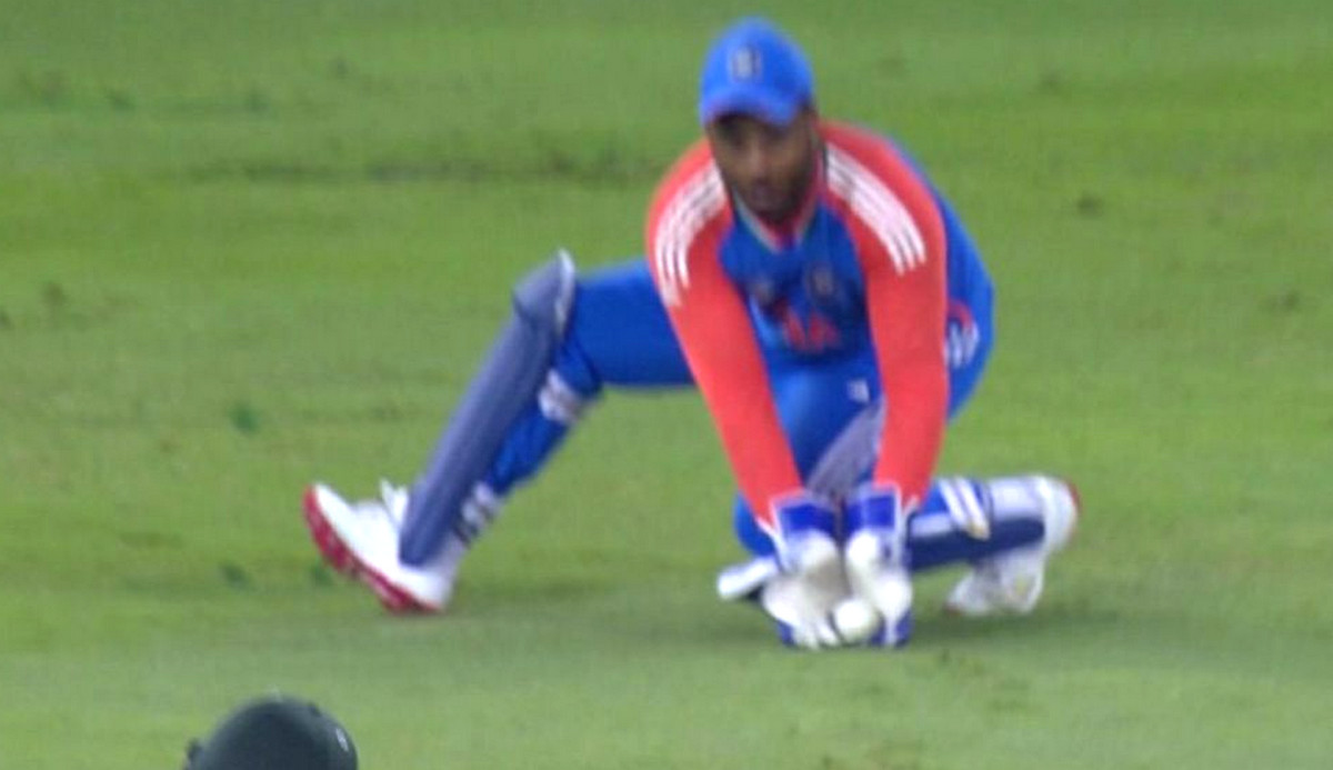 এটাও আউট, চুরির তো সীমা থাকা উচিত; ভারত-পাকিস্তান ম্যাচ সরাসরি দেখুন