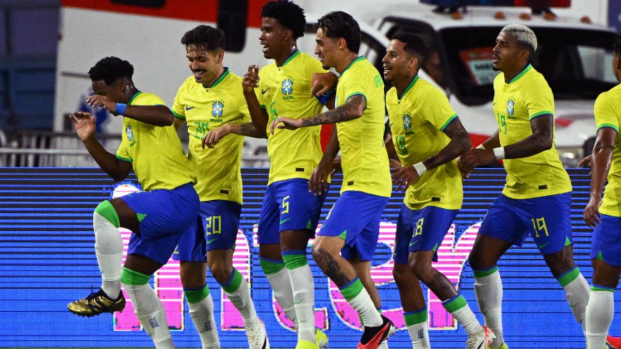 ব্রাজিল বনাম দক্ষিণ কোরিয়া ম্যাচ: মোবাইলে যেভাবে লাইভ দেখবেন