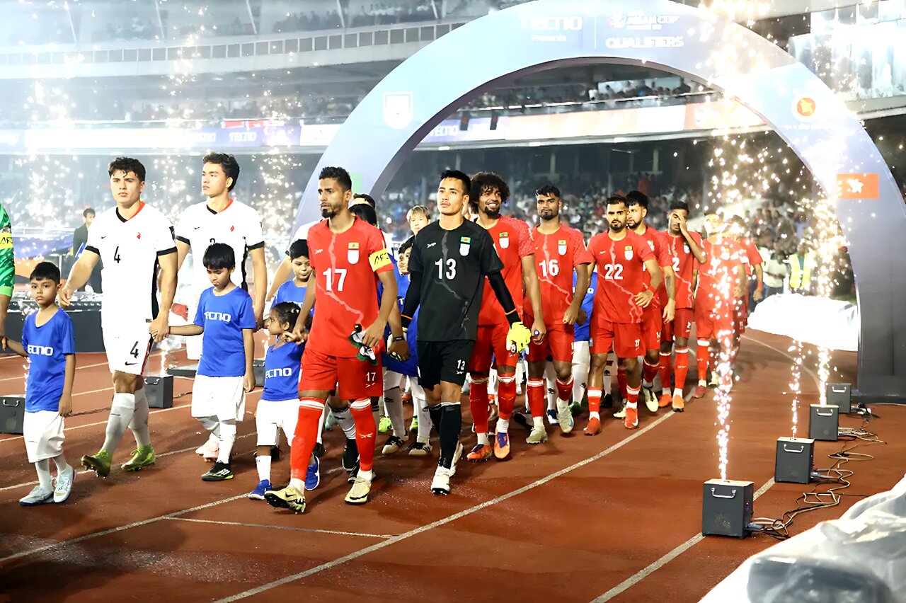 সন্ধ্যায় বাংলাদেশ-হংকং ‘ডু অর ডাই’ ম্যাচ: মোবাইলে যেভাবে দেখবেন