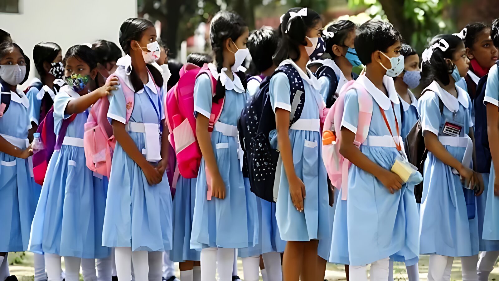 শিক্ষাপ্রতিষ্ঠানে শনিবারের ছুটি বাতিল