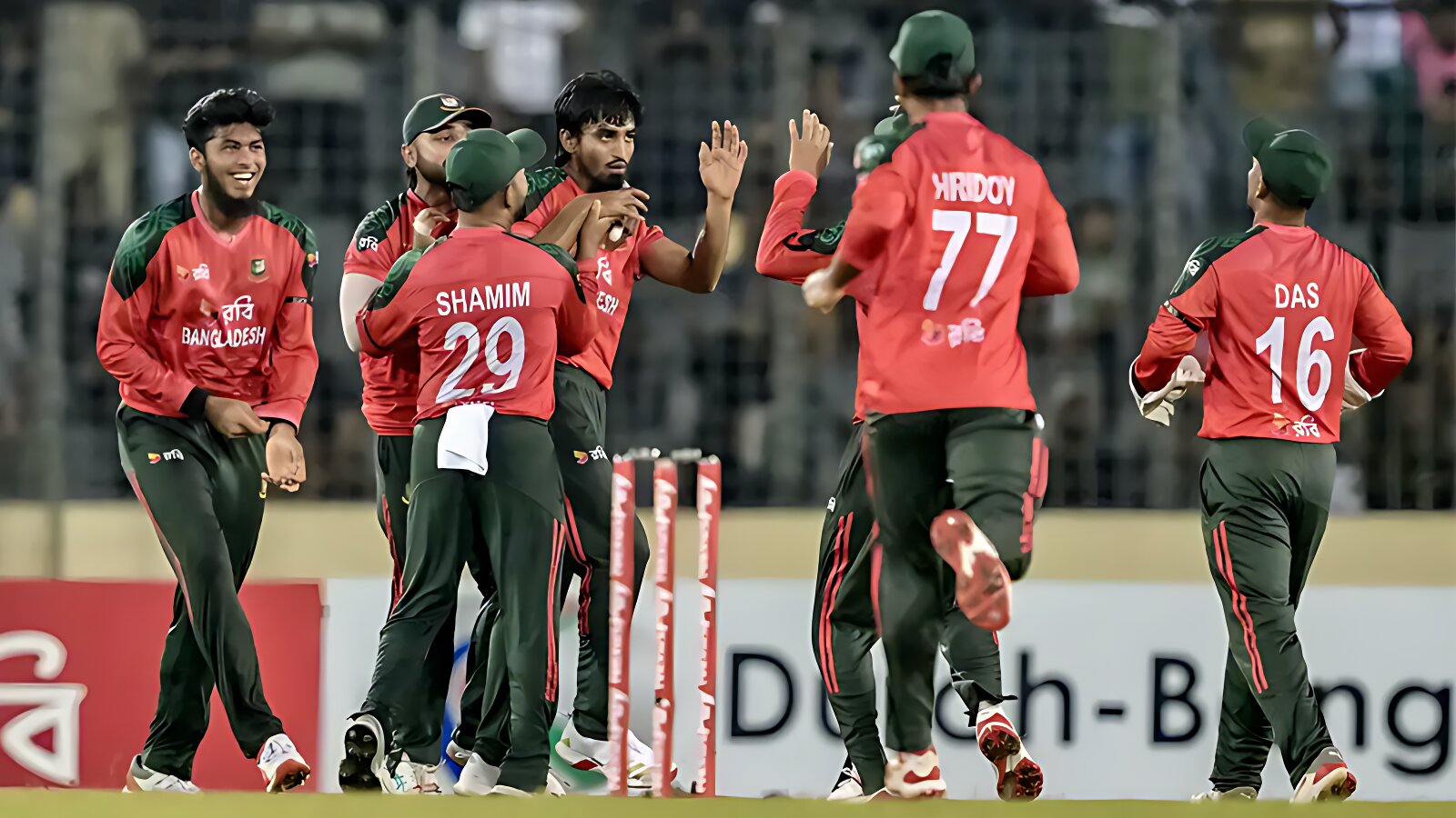 চমক নিয়ে টি-টোয়েন্টি সিরিজের দল ঘোষণা