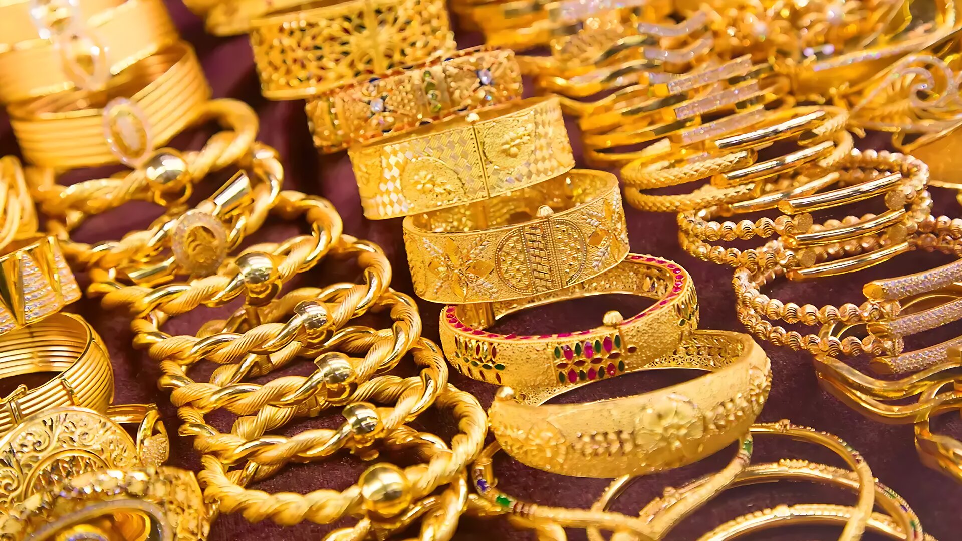 আবারও বাড়ল সোনা দাম