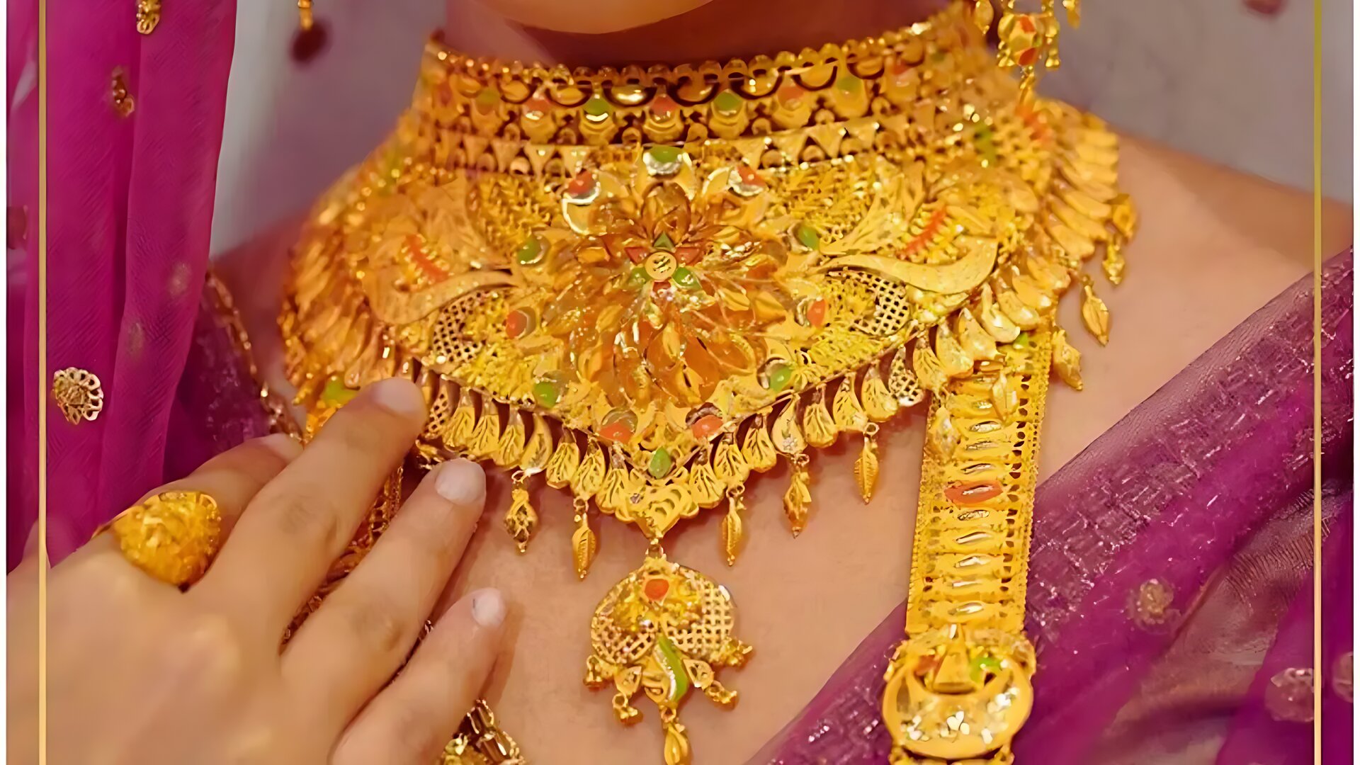 একদিন বাড়ার পর সোনার বড় দরপতন