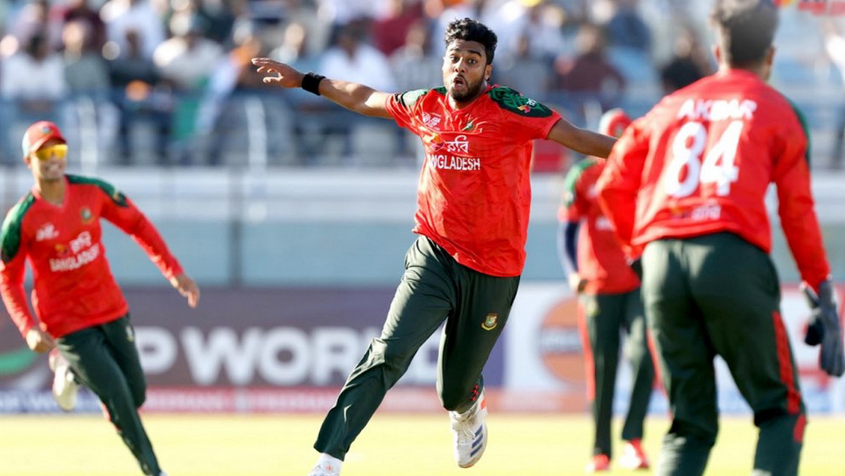 রুদ্ধশ্বাস সুপার ওভারে শেষ হল ভারত বাংলাদেশ সেমিফাইনাল