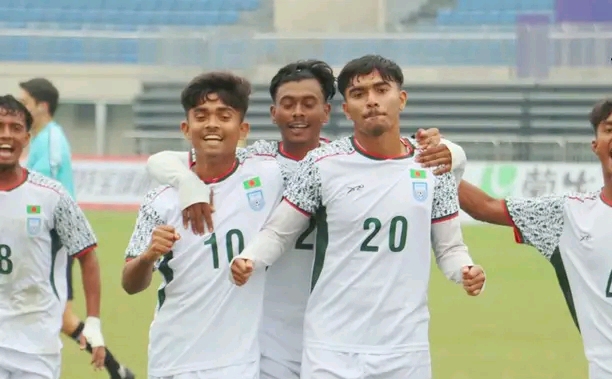 এশিয়ান কাপ অনূর্ধ্ব-১৭ বাছাইপর্ব: প্রথমার্ধেই তিমুর-লেস্তেকে ৩-০ তে উড়িয়ে দিল বাংলাদেশ!