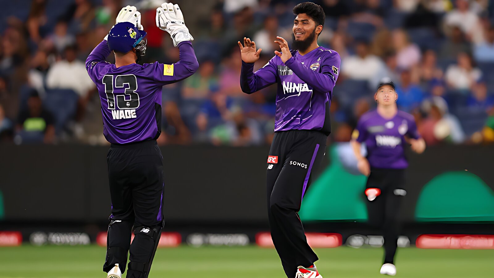 বিগ ব্যাশের দ্বিতীয় ম্যাচেও বল হাতে রিশাদের ঝলক