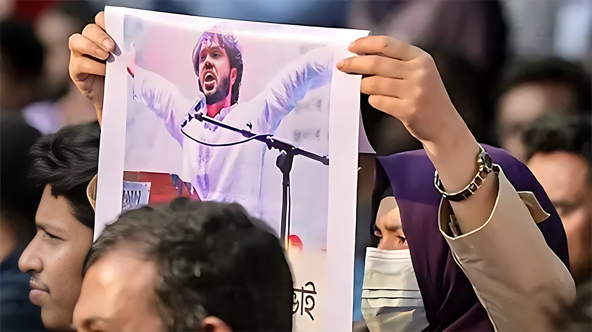 হাদির মৃত্যু ঘিরে উত্তাল বাংলাদেশ, যা যা ঘটছে