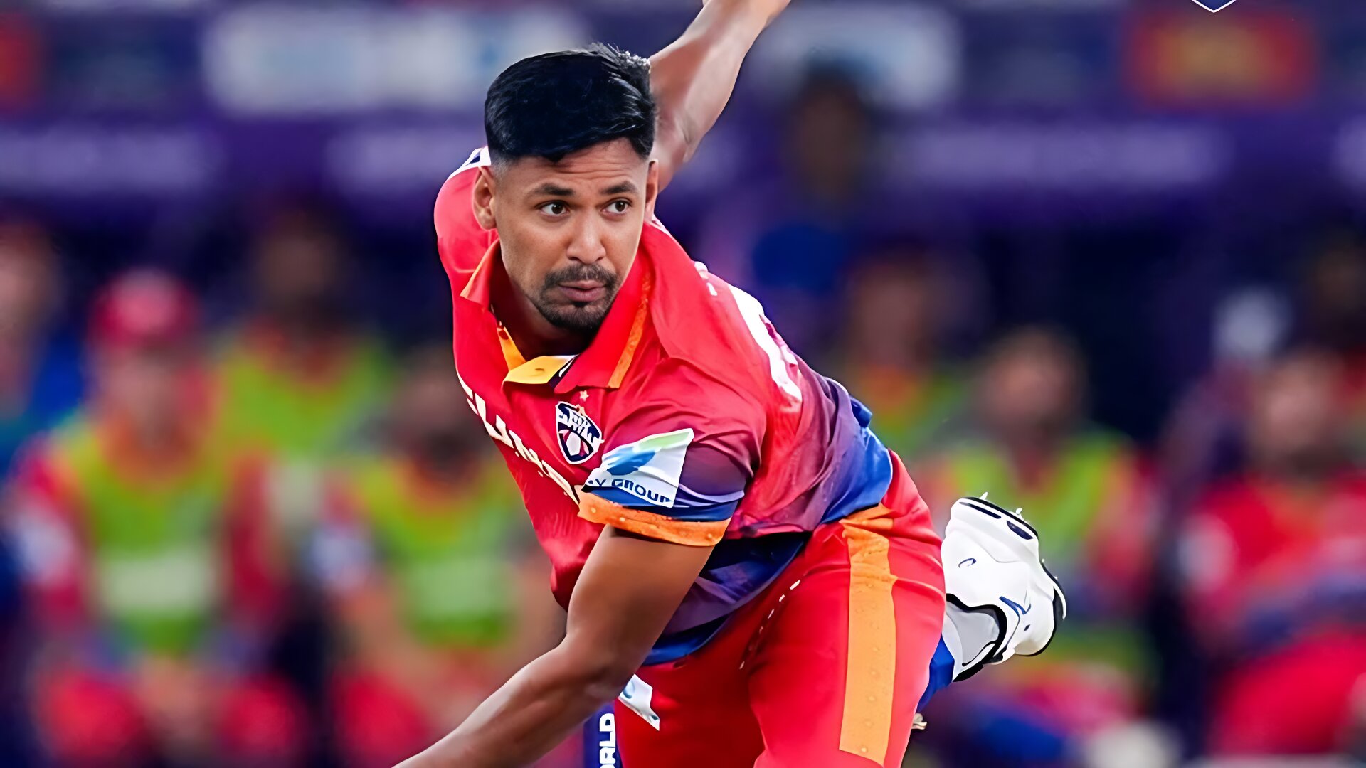 মুস্তাফিজের ‘ম্যাজিক’ ওভার: এক ওভারে নিলেন ৩ উইকেট