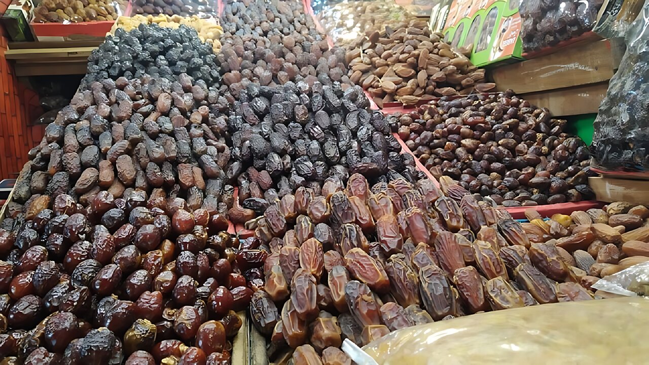 রমজানে কম দামে মিলবে খেজুর: বড় শুল্ক ছাড় দিলো সরকার