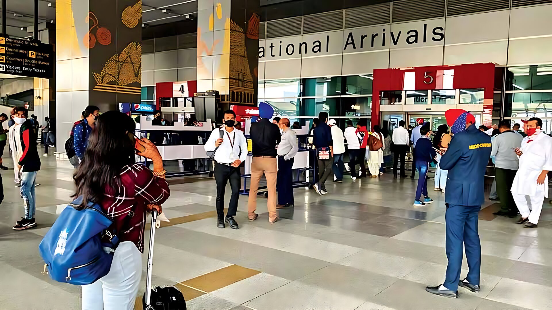 ভারতে বাংলাদেশিদের জন্য হোটেল বন্ধের ঘোষণা