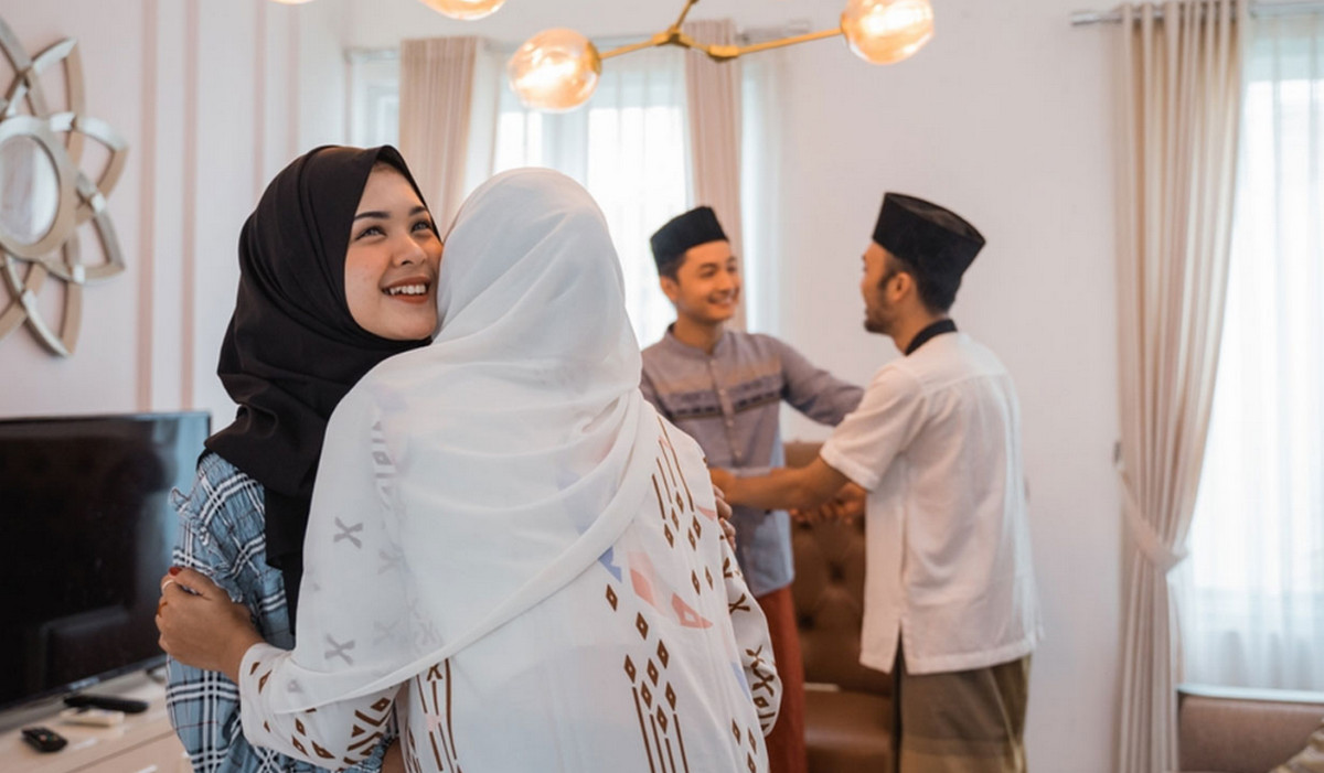 যে ৩ শ্রেনীর আত্মীয়ের বাড়ি কখনোই যাবেন না!