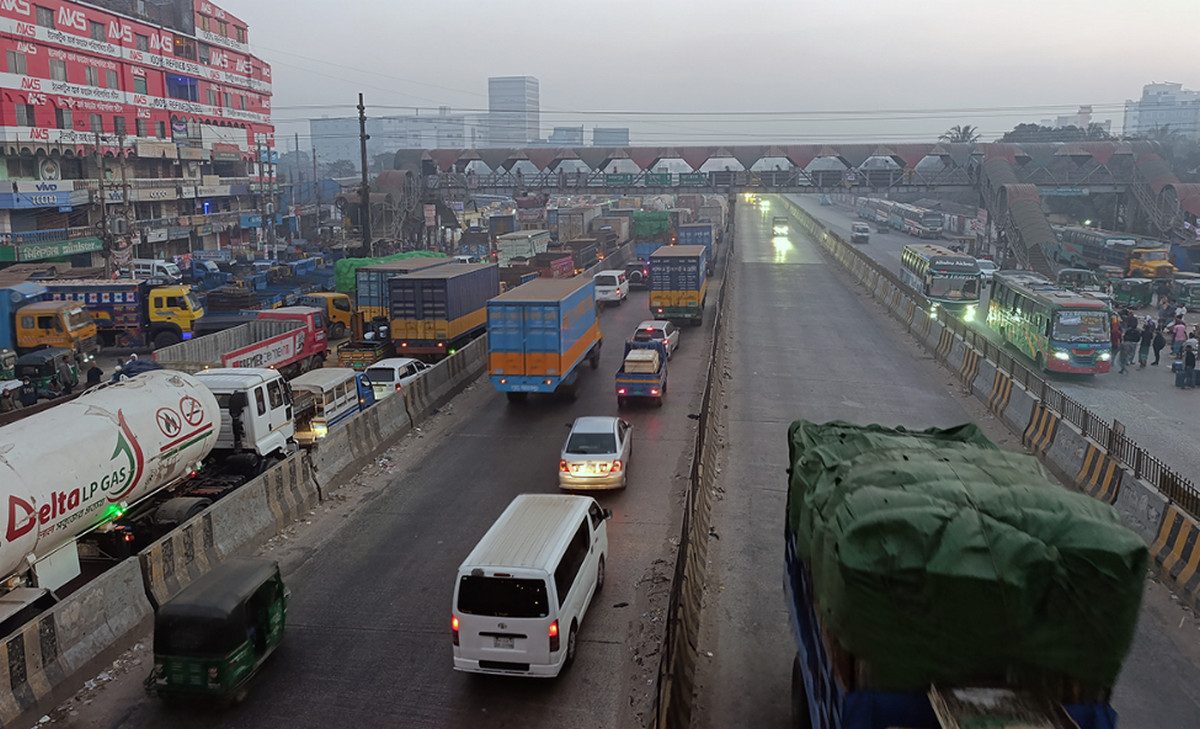 আজও বিশ্বে শীর্ষে ঢাকা