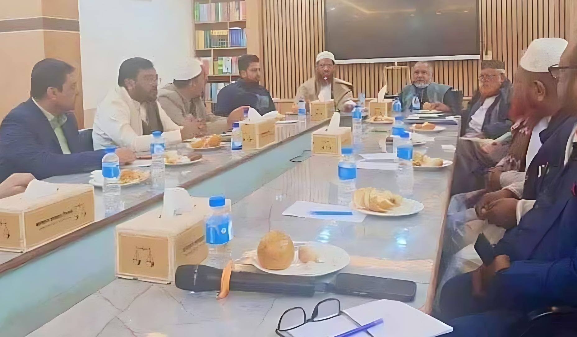 ১১ দলীয় জোটে বড় ফাটল: ইসলামী আন্দোলনকে ছাড়াই বৈঠক শুরু