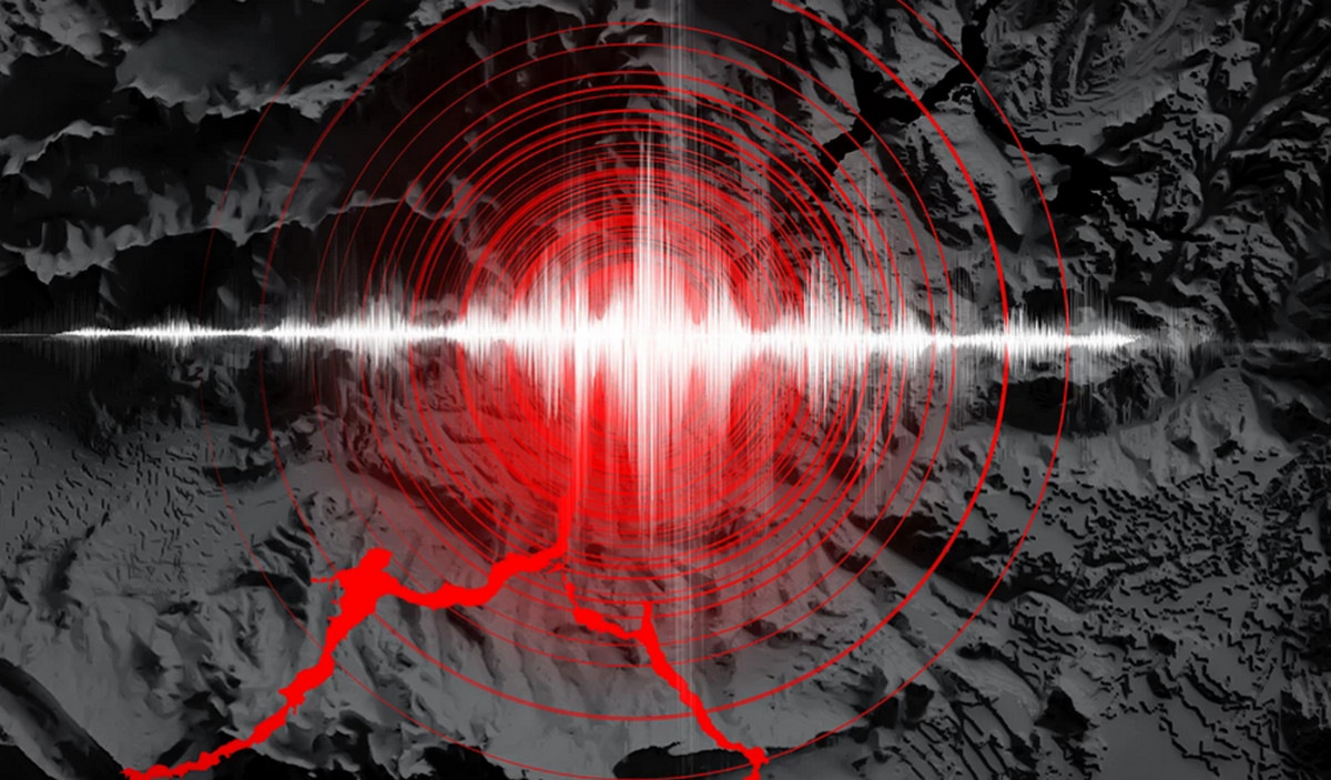 ৬ মাত্রার শক্তিশালী ভূমিকম্প: ধসে পড়ল ঘরবাড়ি