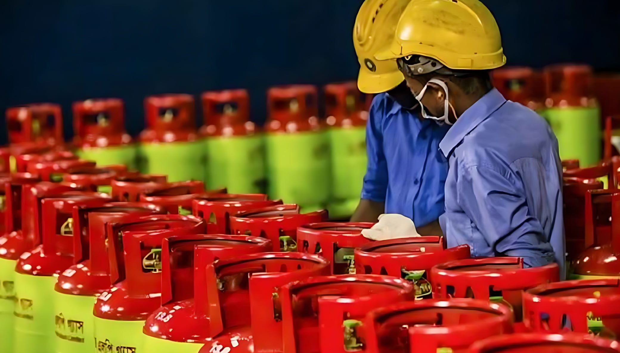 ২০ শতাংশ কমে গেল এলপি গ্যাসের দাম