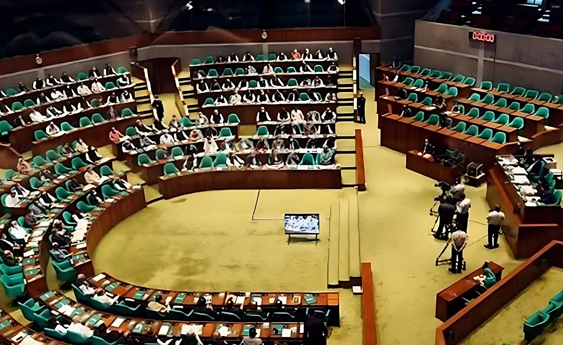 স্পিকারের নাম চূড়ান্ত পর্যায়ে: কার হাতে উঠছে সংসদের ব্যাটন