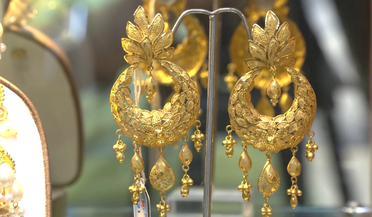 বাংলাদেশের বাজারে আজ একভরি স্বর্ণের দাম
