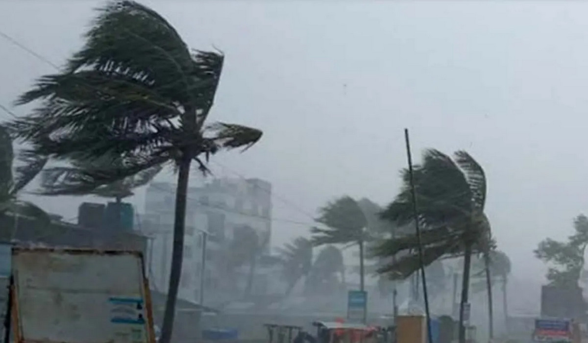 ১৫ জেলায় ৮০ কিমি বেগে ঝড়ের পূর্বাভাস