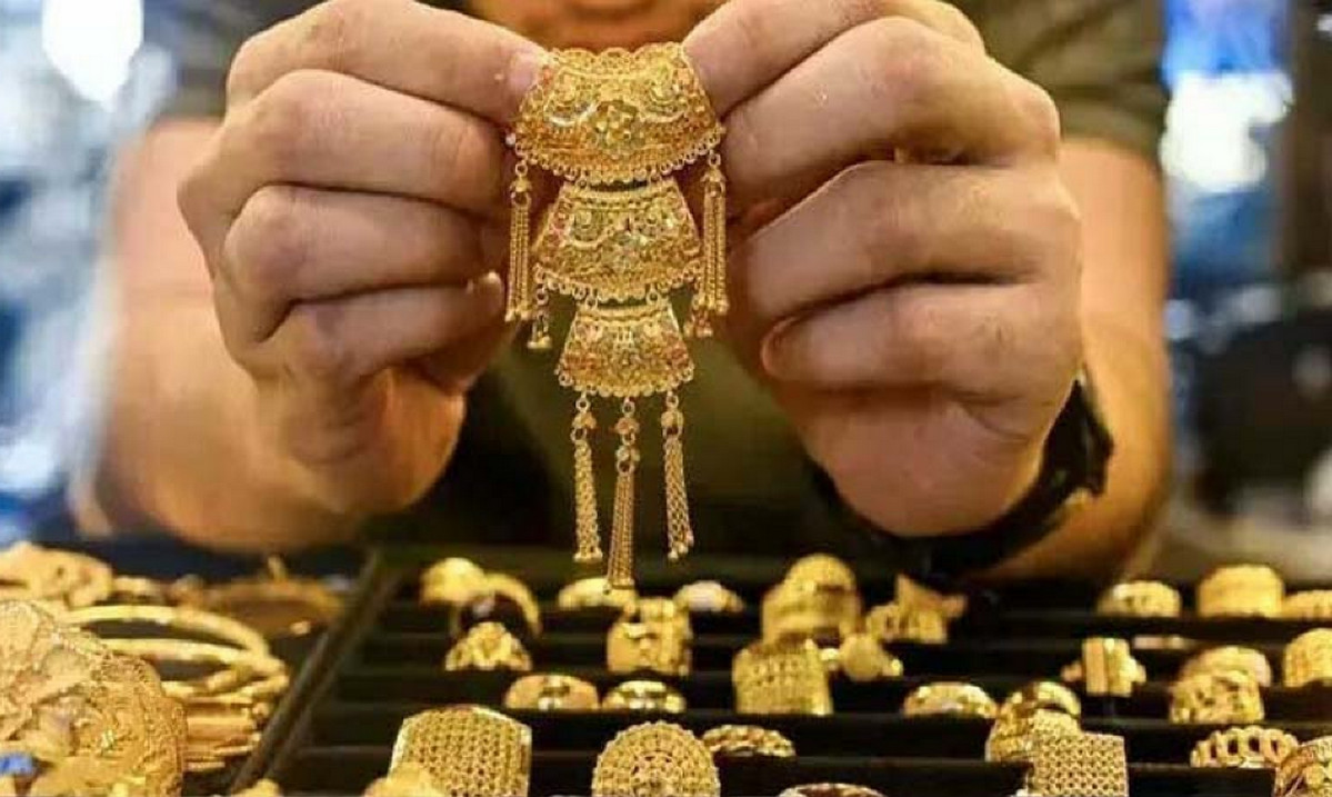দেশের বাজারে আজ এক ভরি স্বর্ণের দাম