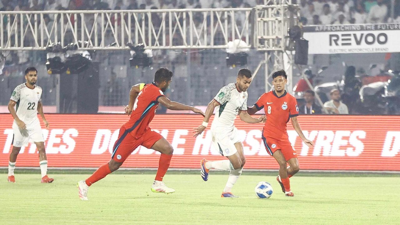 ৪৫ মিনিটের খেলা শেষ বাংলাদেশ বনাম সিঙ্গাপুর ম্যাচ; Live দেখুন এখানে