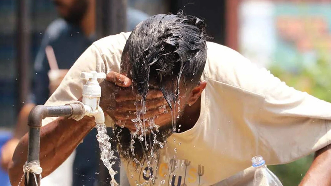 তীব্র গরমে স্বস্তির খবর: কবে নাগাদ কমবে তাপমাত্রা, জানাল আবহাওয়া অফিস