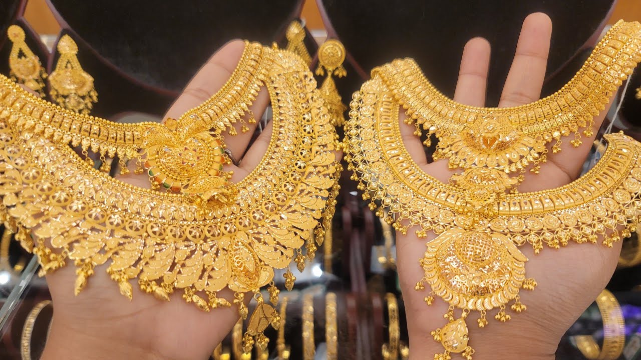দেশের বাজারে কমলো স্বর্ণের দাম