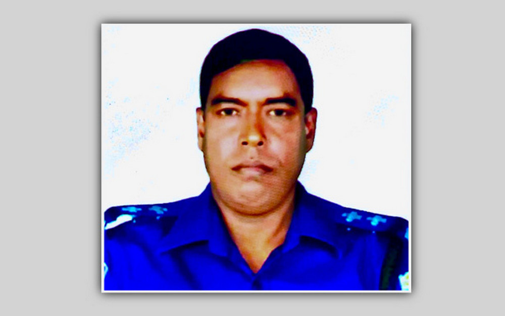 চুরি হওয়া ফ্রিজ কিনে বিপাকে এসআই, অভিযোগের পর ফেরত