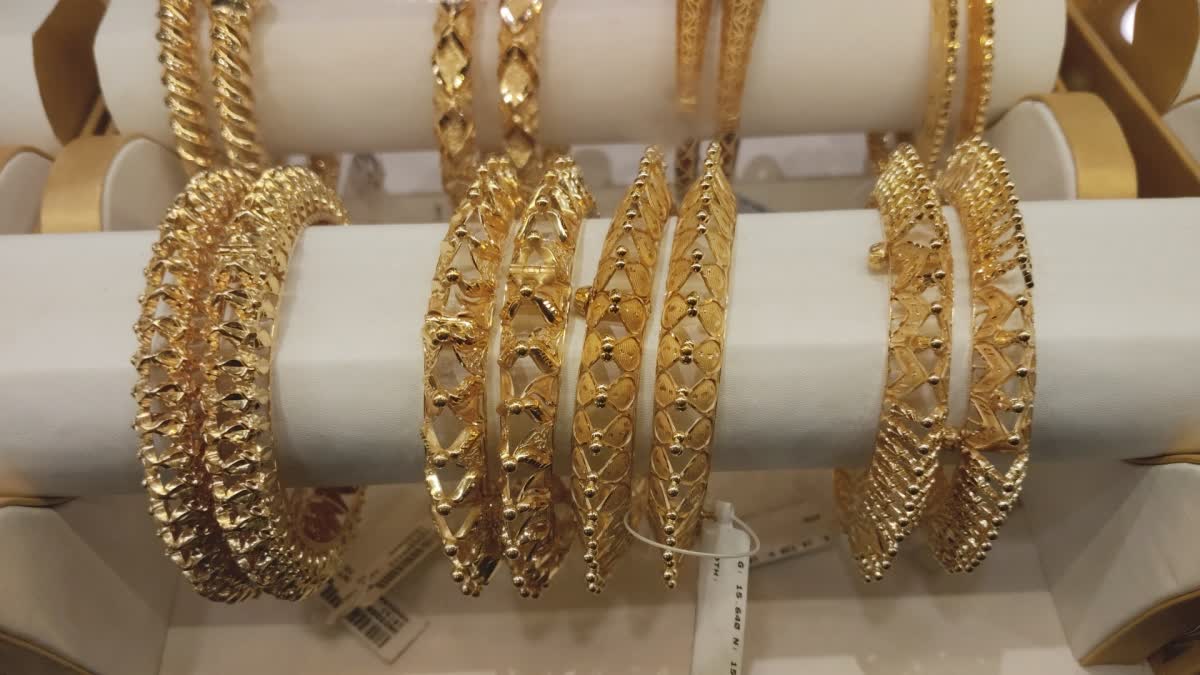ঈদের আগে বাড়ল স্বর্ণের দাম, ভরি কত হল