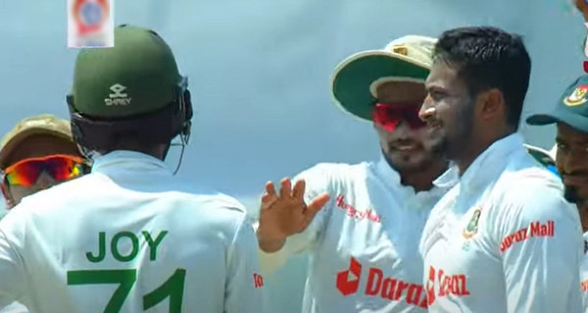 উইকেট উইকেট উইকেটঃ লঙ্কান শিবিরে আবারও সাকিবের উইকেট হানা, দেখুন সর্বশেষ স্কোর