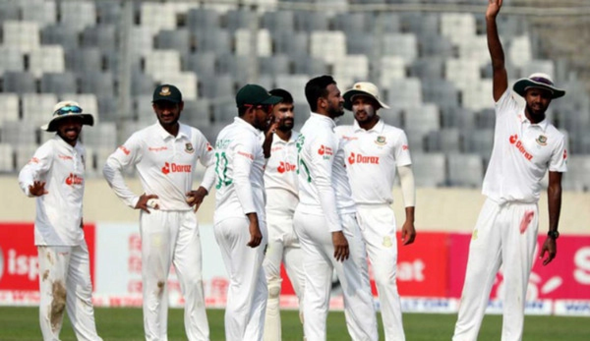 আসা যাওয়ার মধ্য দিয়ে শেষ হল চতুর্থ দিন, শেষ দিনে অগ্নিপরীক্ষায় বাংলাদেশ