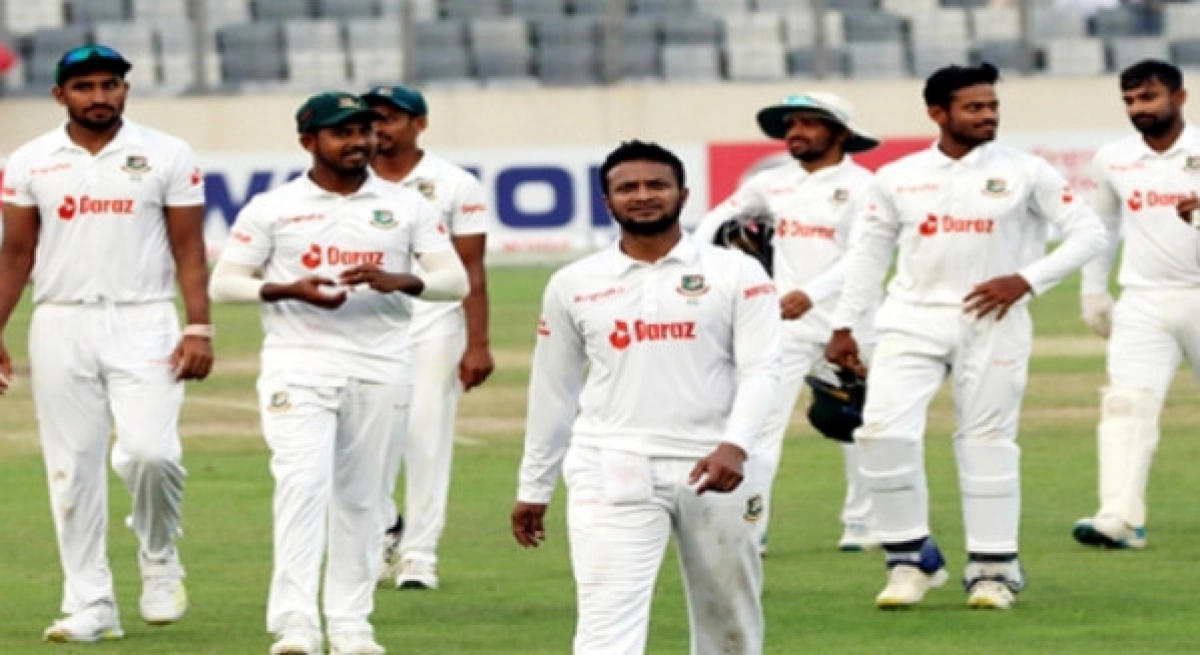 যে কারনে আধা ঘণ্টা আগেই শুরু হয়েছে চতুর্থ দিনে খেলা