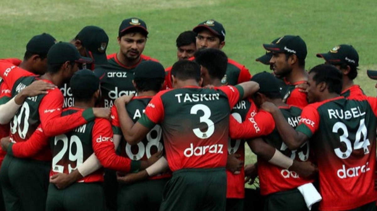 দারুন চমক দিয়ে টি-২০ বিশ্বকাপের জন্য ১৫ সদস্যের স্কোয়াড ঘোষনা